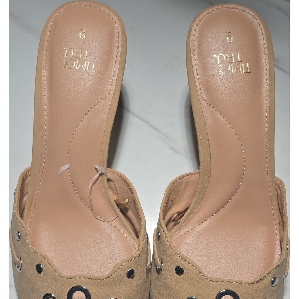 Time and Tru Women's Beige Pointed Toe Slip-On Mule Bow Eyelet‎ Block Heels 9